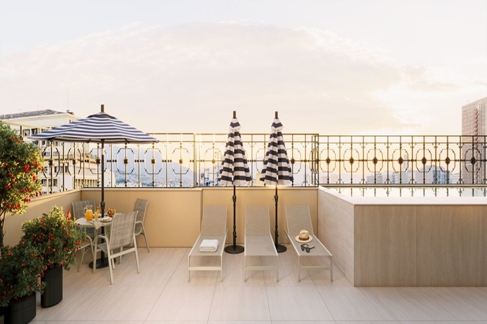 Lumiere Studios Boutique 9